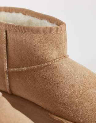 Seqwl Mini Flatform Boots In Neutral