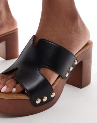 Seqwl Mule Sandals