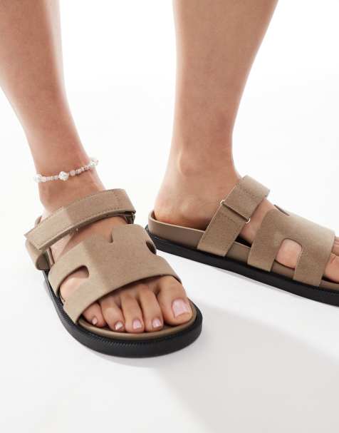 SEQWL – Nubukleder-Sandalen in Taupe mit Riemen - view 1
