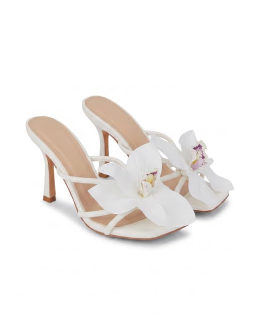 SEQWL Open toe slip-on high heel sandals in white, 5 of 5