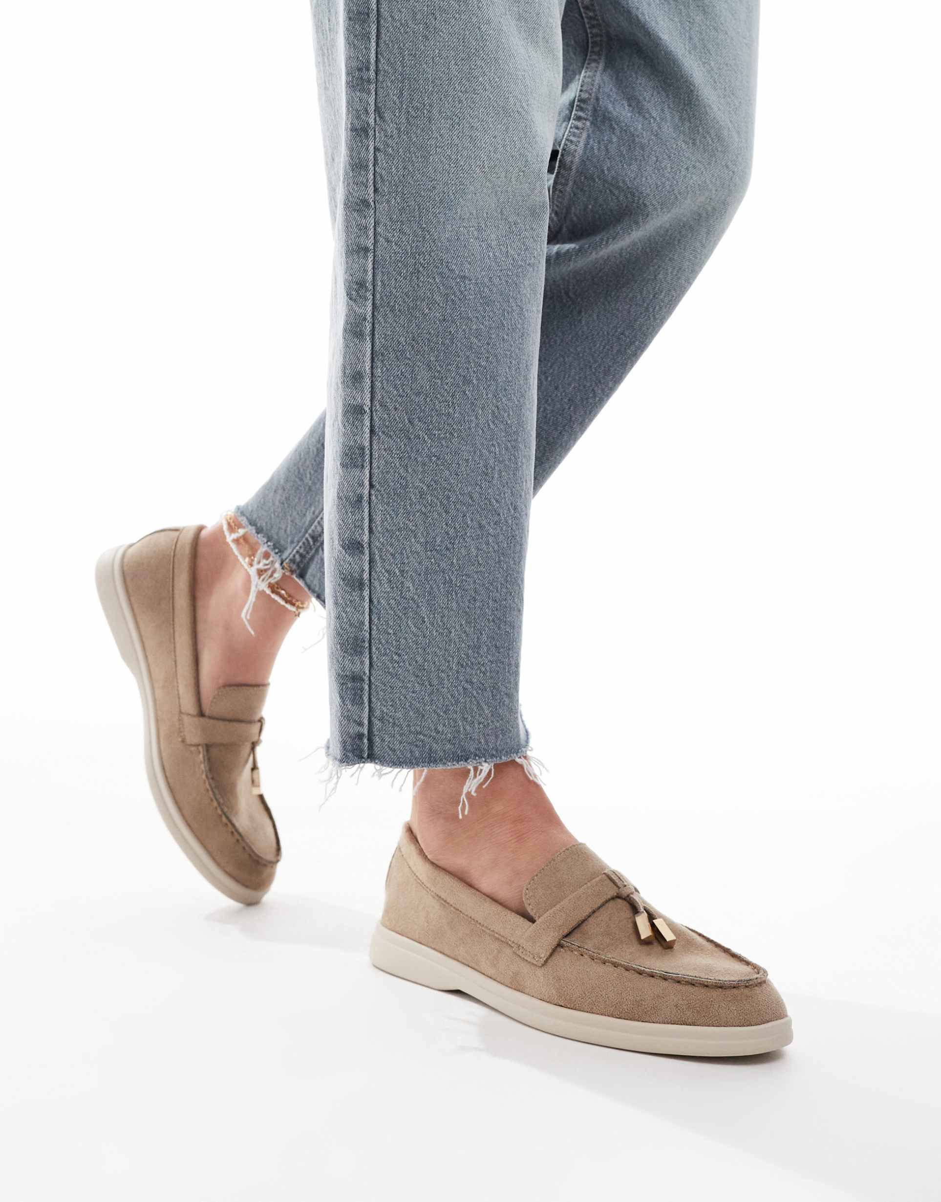 seqwl panther tassel trim loafer in faux suede taupe