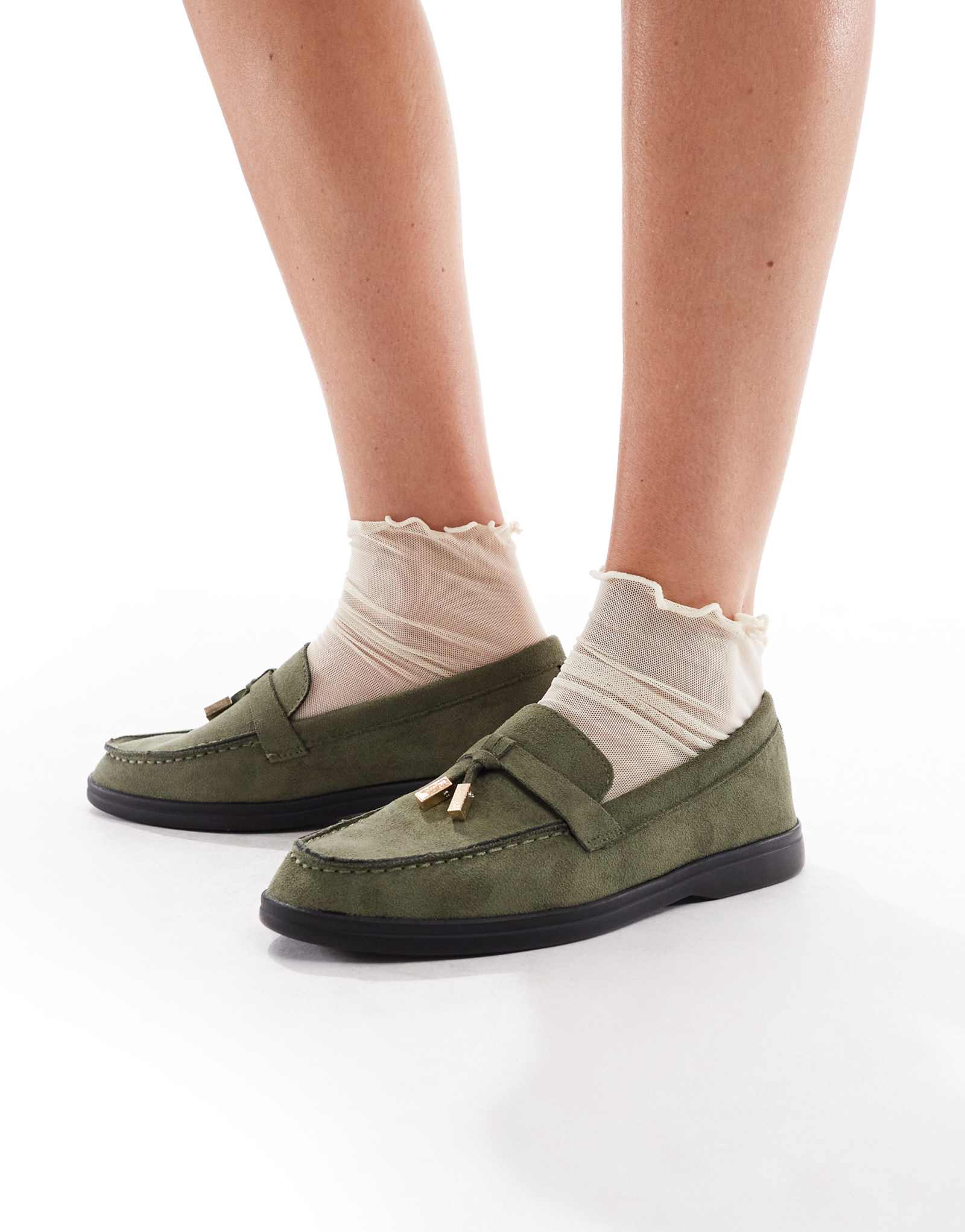 Мокасины SEQWL Panther из искусственной замши оливкового цвета с отделкой кисточками