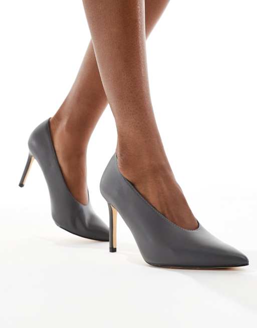 SEQWL Petunia high vamp court shoes in patent grey, 2 of 4