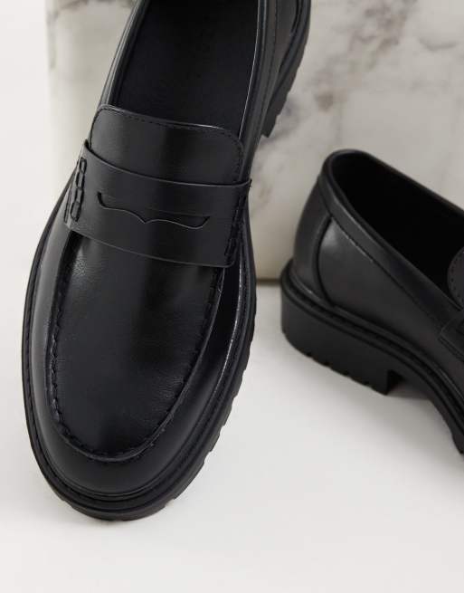 SEQWL Pier chunky loafer in matt black, 2 of 4