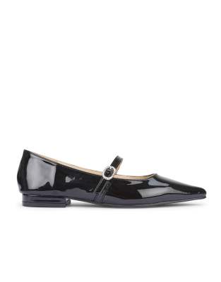  Point toe ballets shoes with buckle closure 