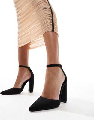 pointed block heel shoes in black