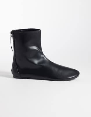 Seqwl Refined Ankle Boots In Black