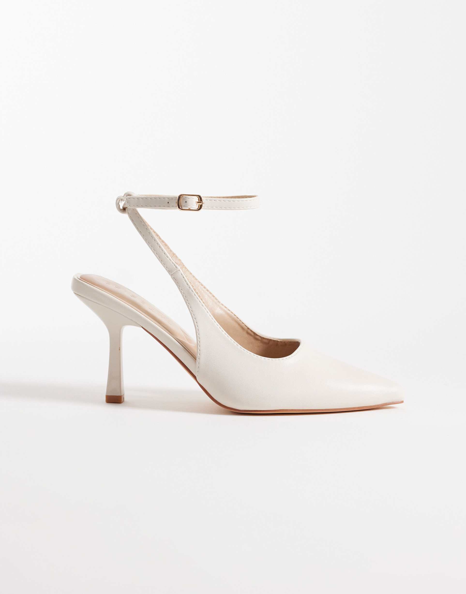 seqwl salado heeled pumps in cream