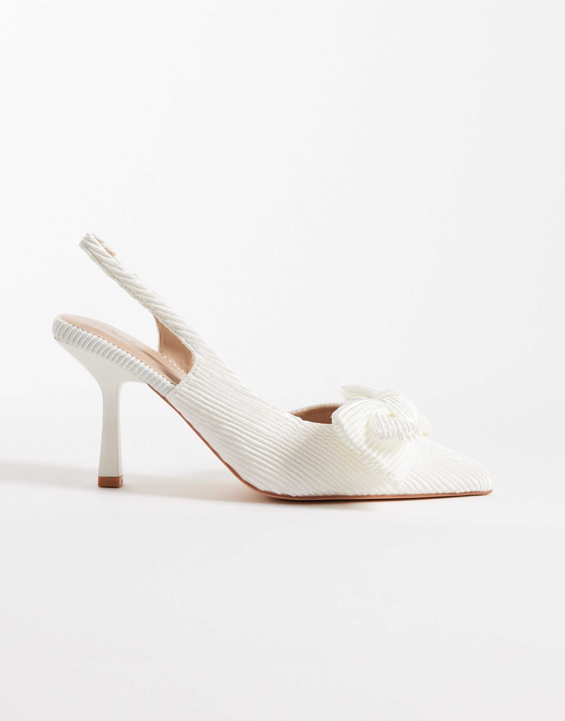 seqwl salado slingback heeled shoes with bow detailing in white