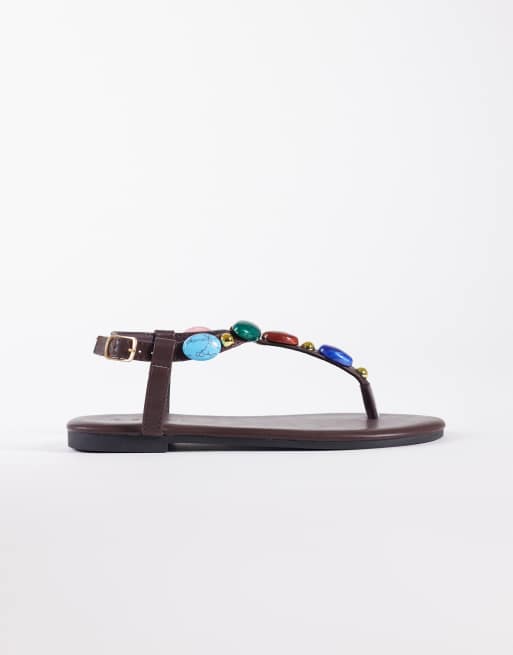 SEQWL - Sandali bassi color caffè con fascette decorate