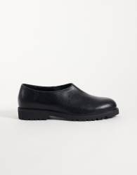 SEQWL slip on clog in black