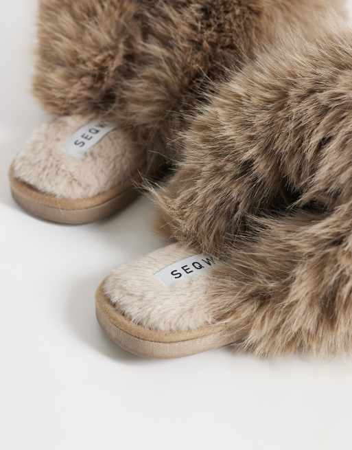 SEQWL Smarties fluffy pom pom slippers in mink, 4 of 4