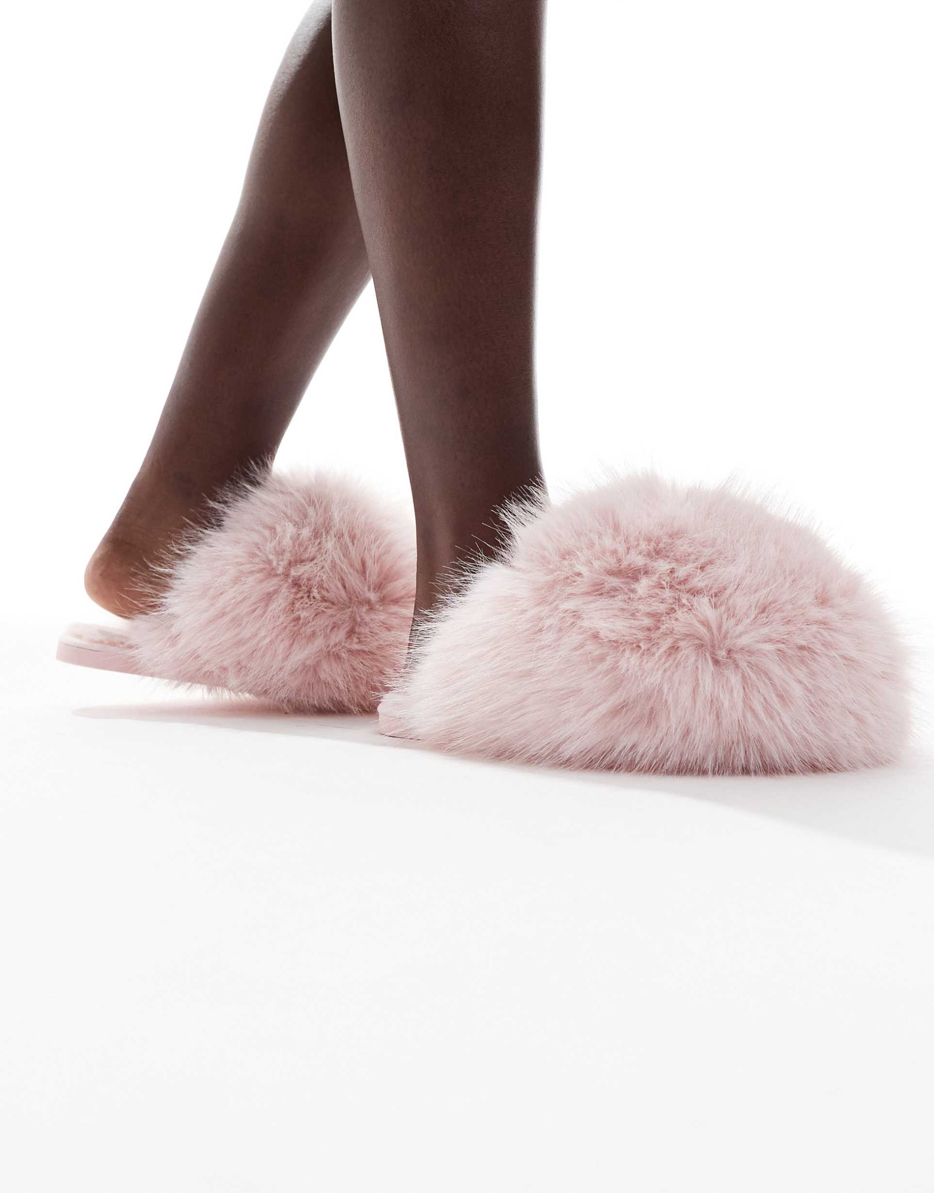 seqwl smarties fluffy pom pom slippers in pink