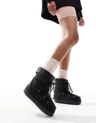 SEQWL snow boots in black