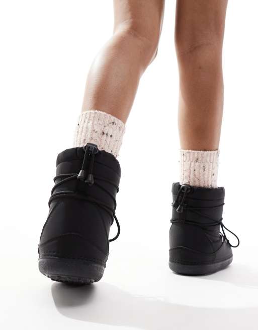 SEQWL snow boots in black