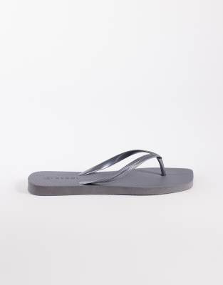 Seqwl Square Toe Flip Flops In Silver