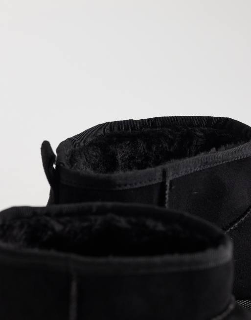 SEQWL – Stiefel in Schwarz mit flacher Plateausohle und kurzem Schaft, 4 von 4
