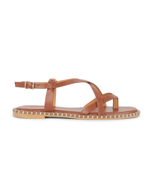 SEQWL Strappy sandals flat thong style with contrast stitched sole in tan, 3 of 5