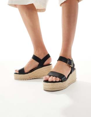  Summer wedge sandals with buckle strap 