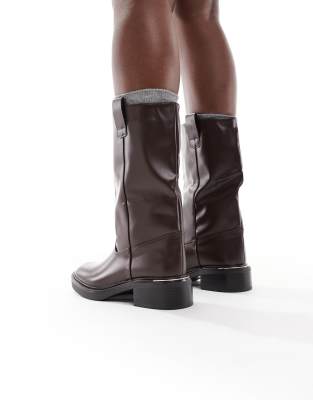 Seqwl Twix Short Pull-on Boots In Brown