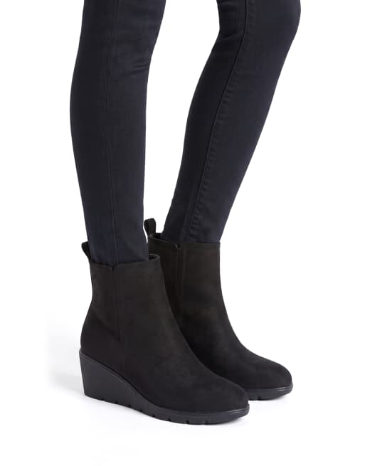 SEQWL Wedge heel ankle booties with cleated sole and pull tab in black, 3 of 5