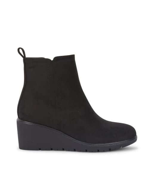 SEQWL Wedge heel ankle booties with cleated sole and pull tab in black, 5 of 5