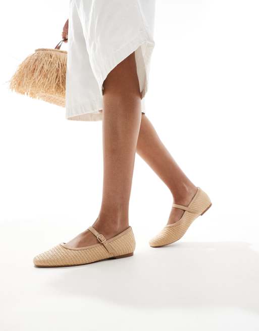 SEQWL Wide Fit - Ballerine a pianta larga in rafia colore naturale con fibbia