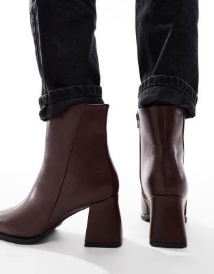 Seqwl Wide Fit Block Heel Mid Ankle Boots In Red