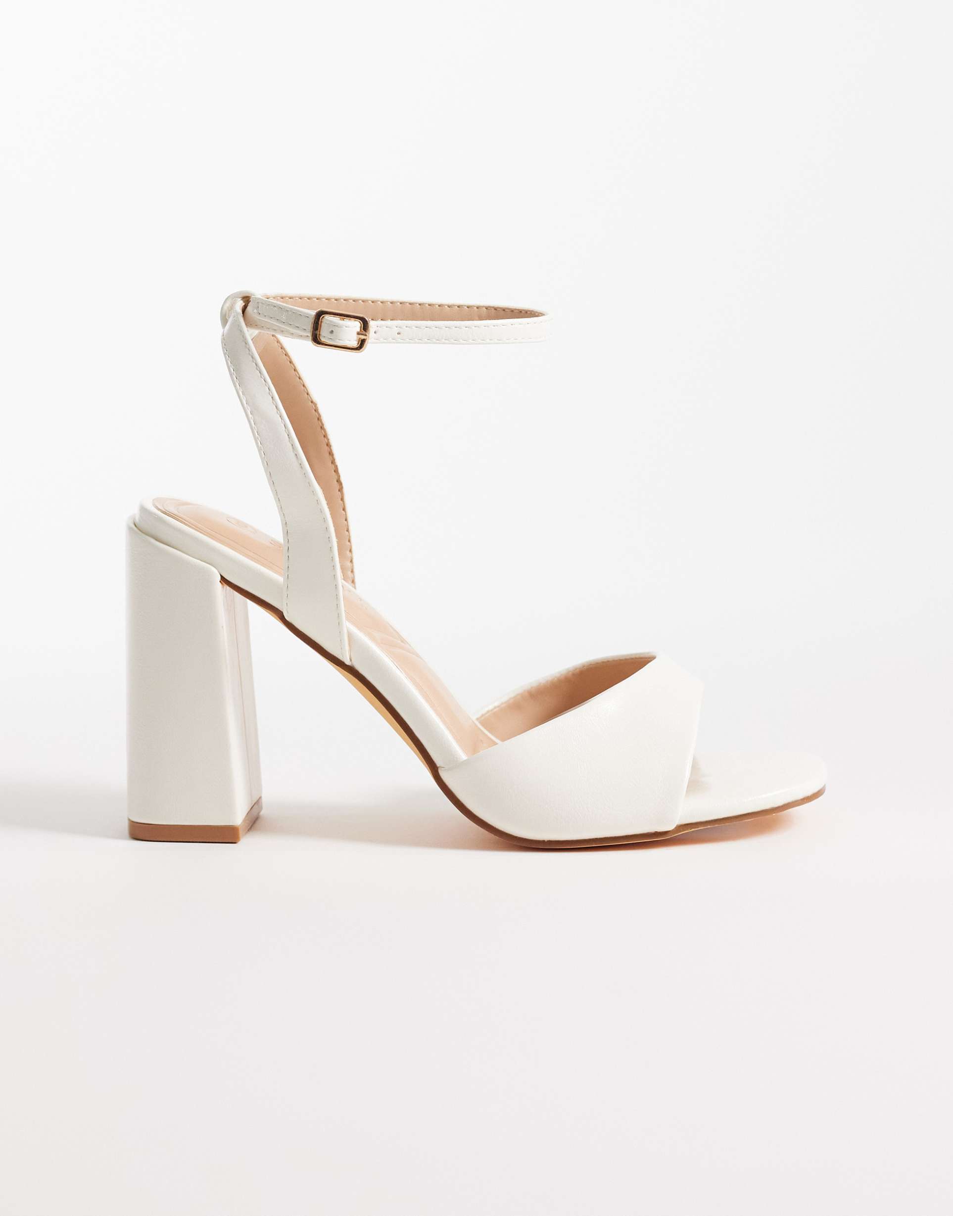 seqwl wide fit block heeled sandals in white - part of a set