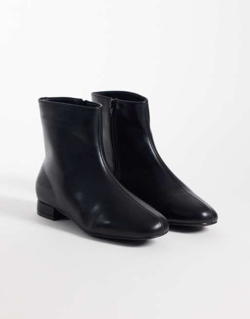 SEQWL Wide Fit Elma ankle boots in black, 2 of 4