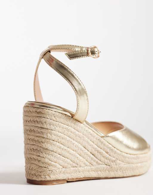 SEQWL Wide Fit espadrille wedge sandals in gold, 3 of 4
