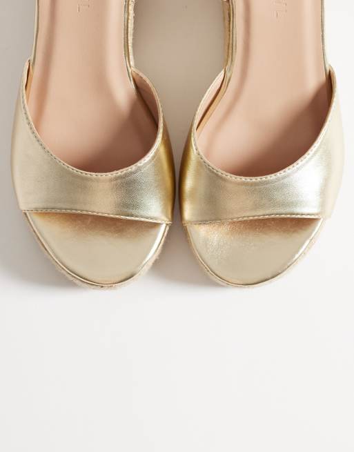 SEQWL Wide Fit Espadrille wedges in gold, 2 of 4