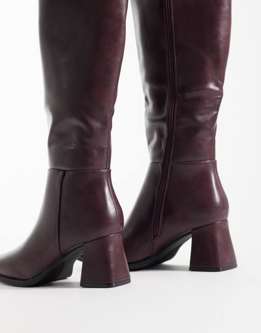 SEQWL Wide Fit Fisher block heel knee boots in burgundy, 3 of 4