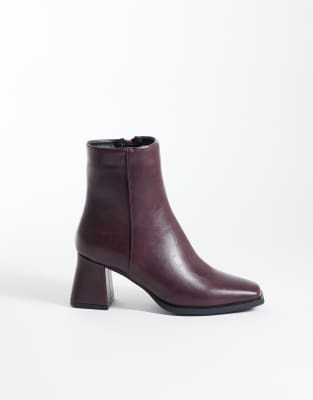 Seqwl Wide Fit Fisher Block Heel Mid Ankle Boots In Red