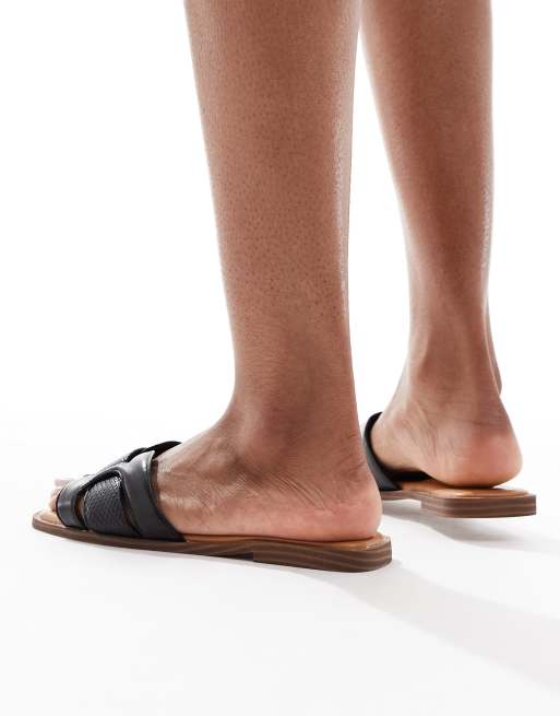SEQWL Wide Fit flat sandal in black faux leather, 4 of 4