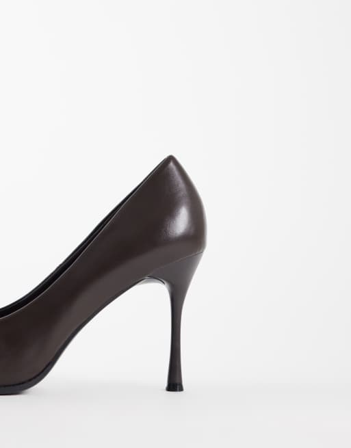 SEQWL Wide Fit heeled pumps with gold-tone detail in brown, 4 of 4