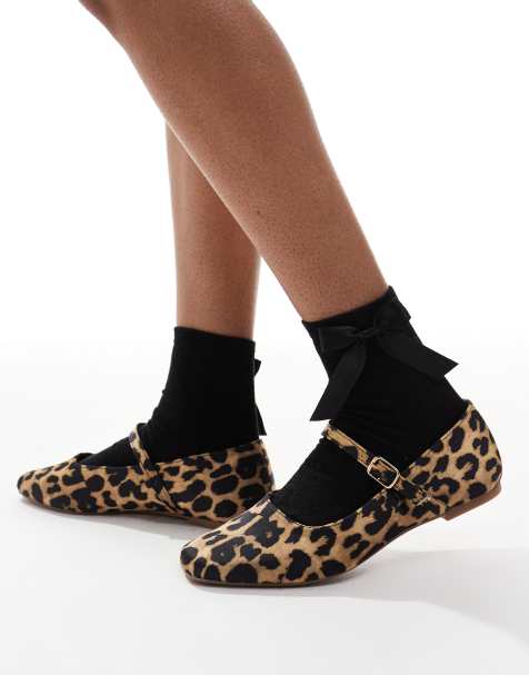 SEQWL Wide Fit – Iris – Leopardmönstrade ballerinaskor med rosett - view 1