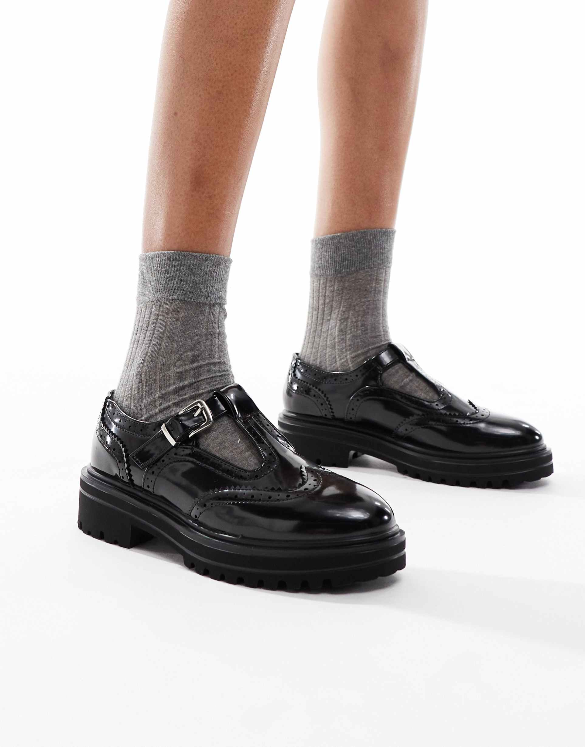 seqwl wide fit jeep mary jane with brogue detail in black