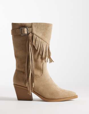 SEQWL Wide Fit - Kniehohe Westernstiefel in Sandbeige mit Mikrostruktur, Schnalle und Fransen, weite Passform-Neutral