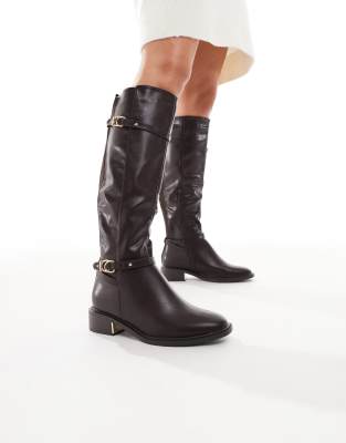  Latte buckle detail refined riding boots in chocolate
