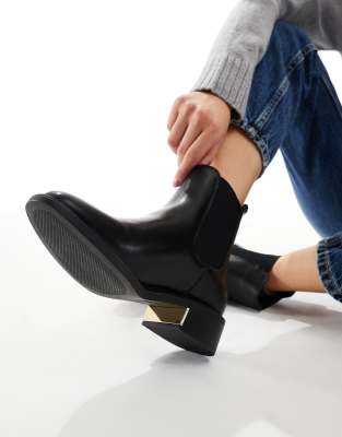 Seqwl Wide Fit Latte Refined Chelsea Boots In Black