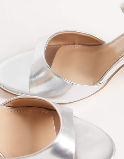 SEQWL Wide Fit Lolly heeled sandal in silver, 3 of 4