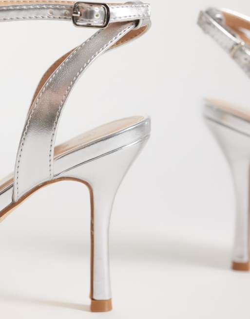 SEQWL Wide Fit Lolly heeled sandal in silver, 4 of 4