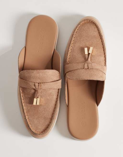  SEQWL Wide Fit mule tassel trim loafers in camel faux suede, 2 of 4