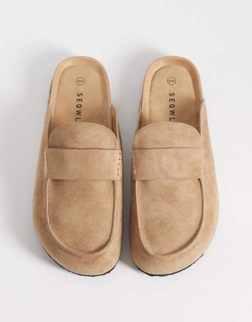 SEQWL Wide Fit - Mules estilo mocasín sin cierre en topo, 2 de 4