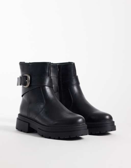 SEQWL Wide Fit Perth chunky buckle detail boots in black, 2 of 4