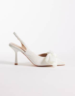  Salado sling back block heeled shoe with bow detail in gold