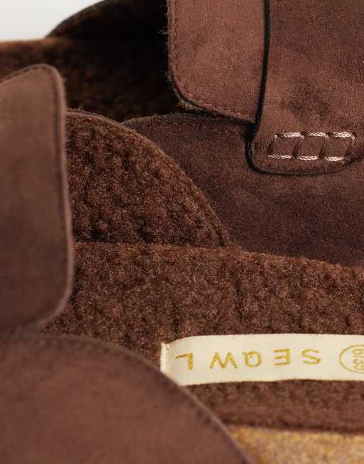 SEQWL Wide Fit Soda faux fur lined slip on loafer mules in brown, 4 of 4