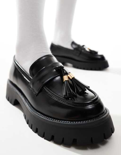 SEQWL – Wide Fit – Svarta, grova loafers med tofsar och bred passform, 2 av 4