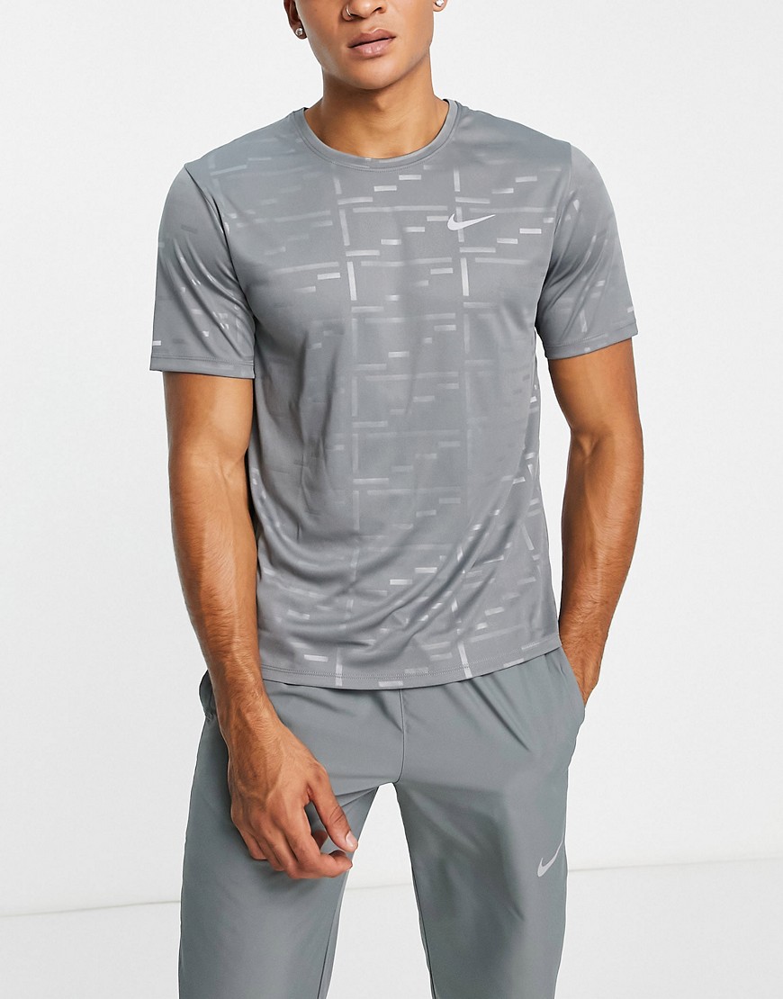 Серая футболка для бега Division Miler-Серый Nike Running 12033995